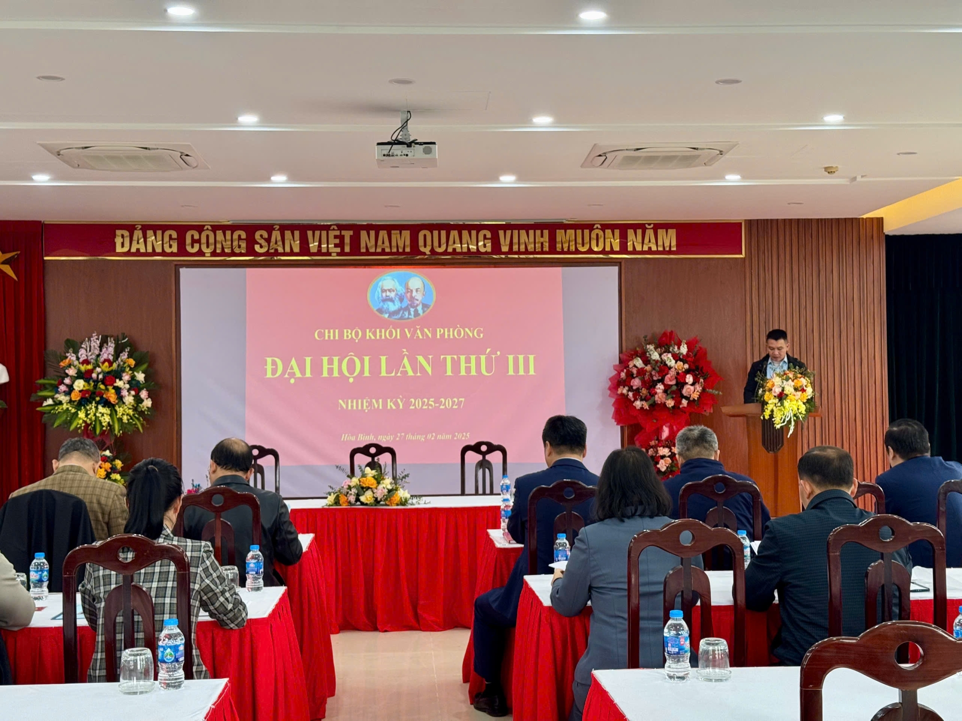 VIWASUPCO: Chi bộ Khối văn phòng và Chi bộ Khối trực tiếp tổ chức thành công Đại hội nhiệm kỳ 2025-2027